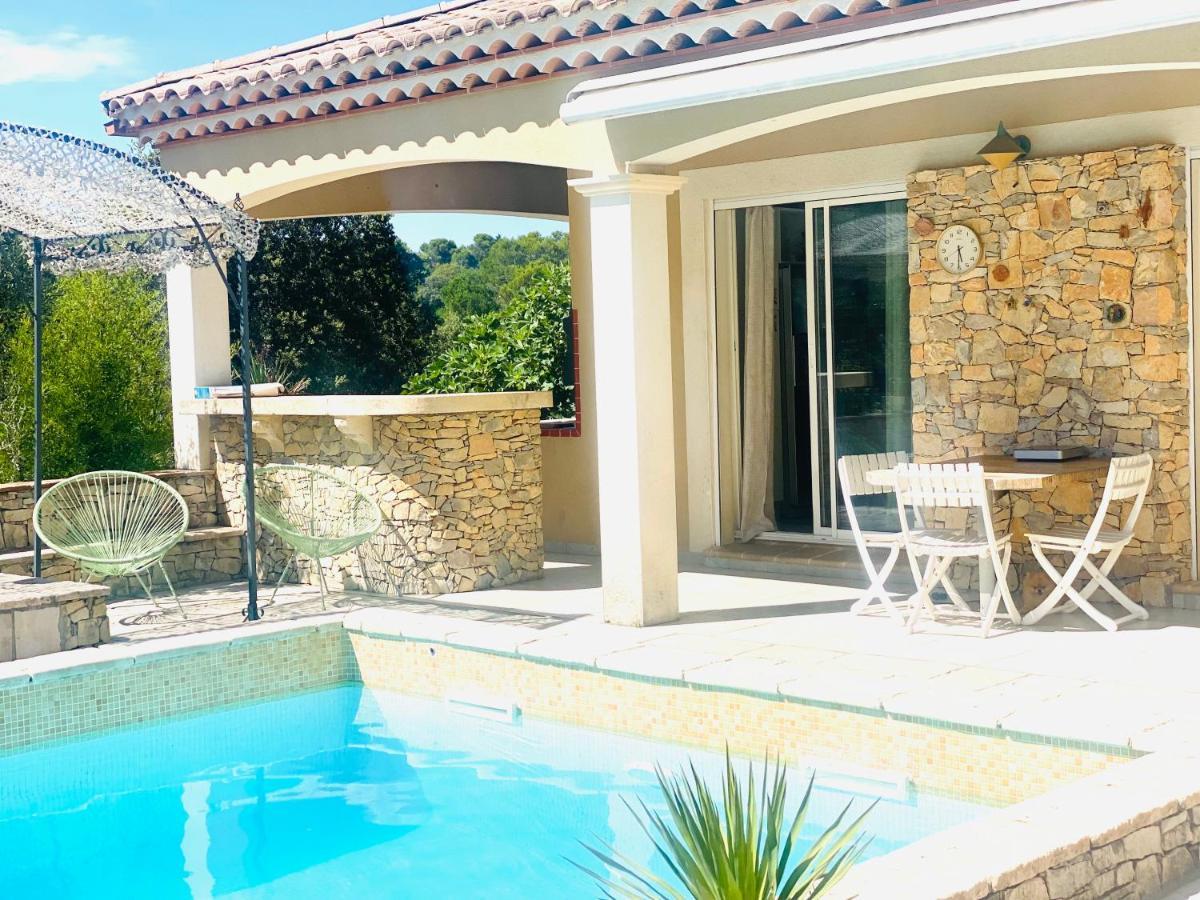 Villa Nîmes Kültér fotó