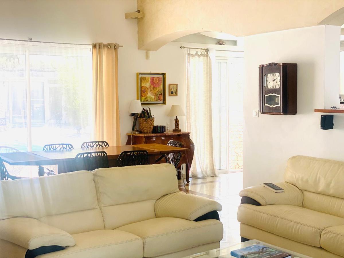 Villa Nîmes Kültér fotó